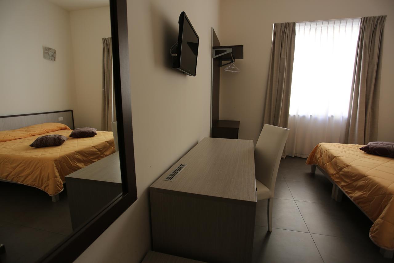 Hotel Eubea 레조디칼라브리아 외부 사진